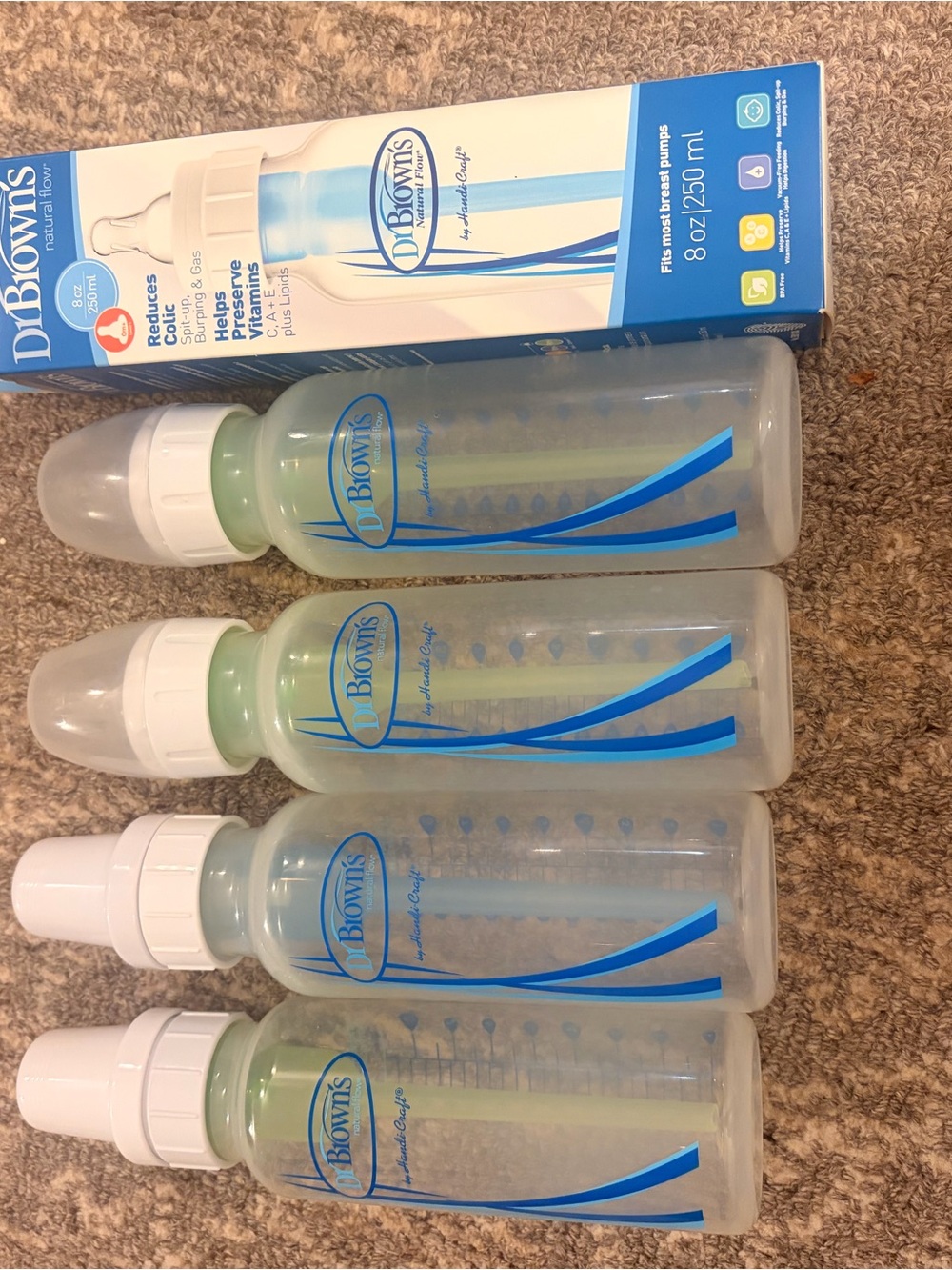5 pack of 8 oz dr browns Natural Flow Clear Baby Bottles with Blue Accents